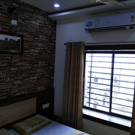 Alakhnanda Guest House Варанаси Экстерьер фото