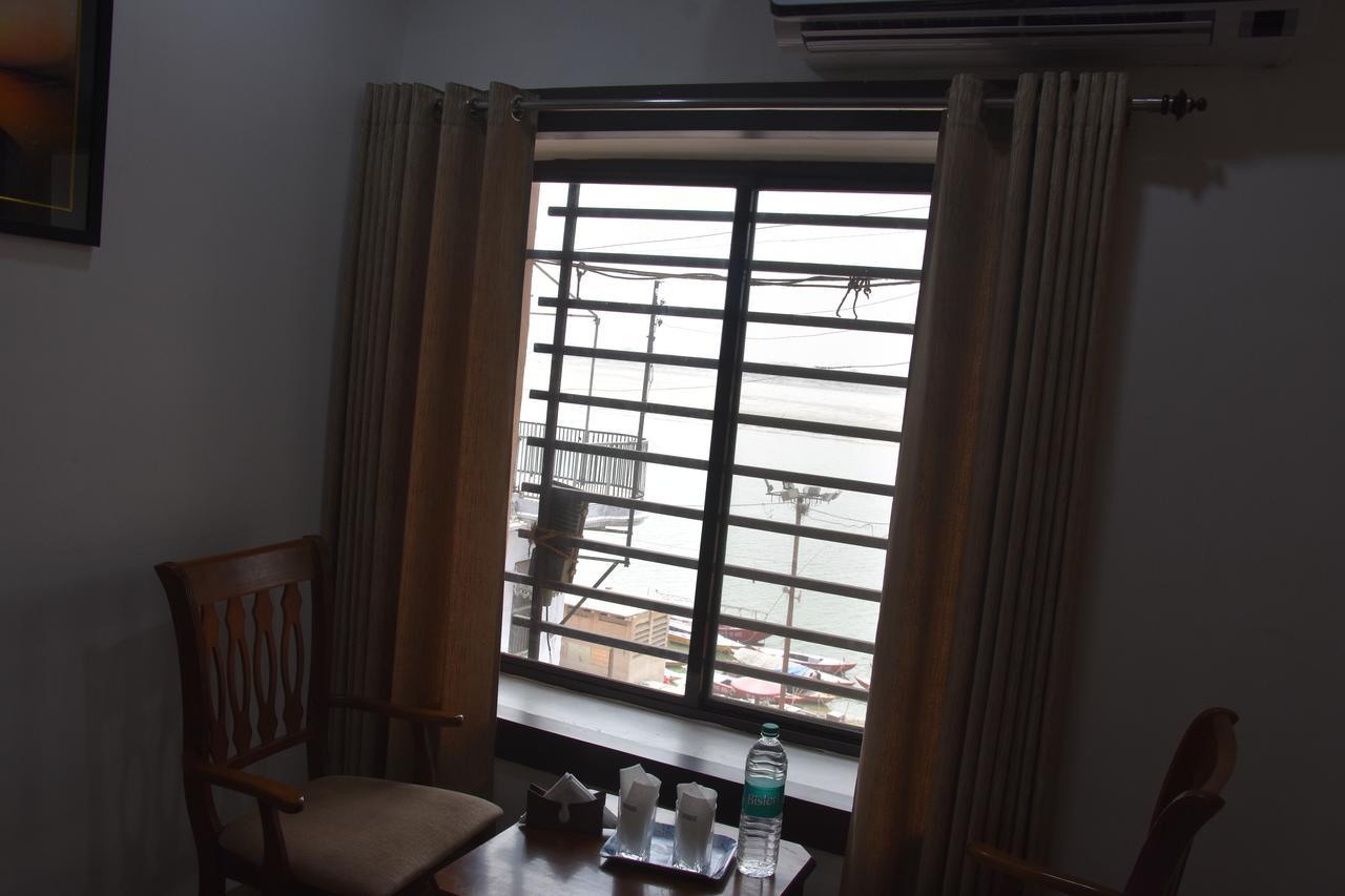 Alakhnanda Guest House Варанаси Экстерьер фото